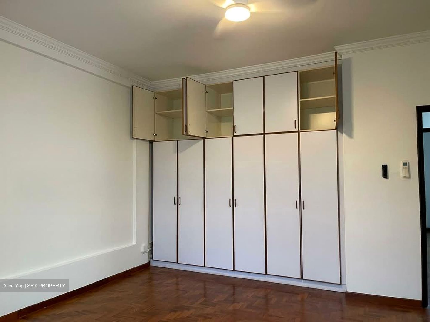 Yuk Tong Avenue (D21), Terrace #554229721